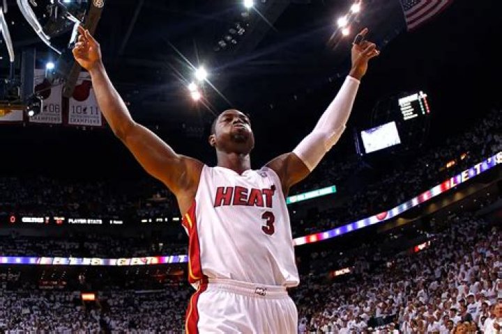 Was Dwyane Wade Selfish To Turn Down $40 Million From The Heat?