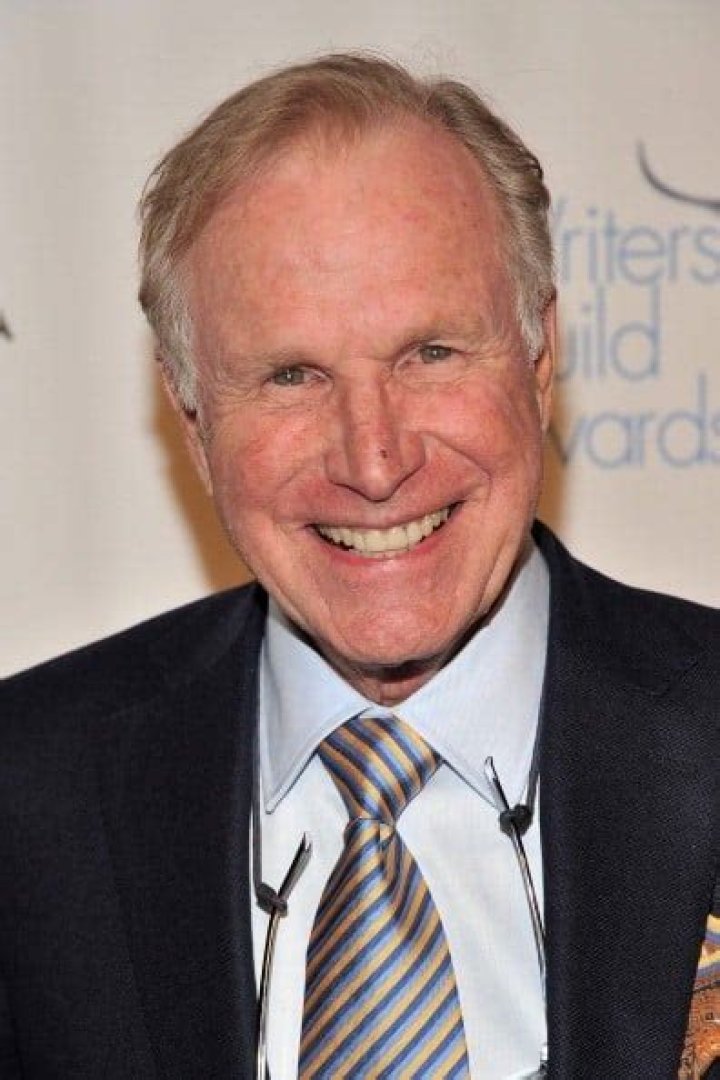 Wayne Rogers Net Worth | Celebrity Net Worth