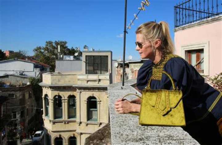 What's It Really Like Being Married To A Russian Billionaire? Just Ask Countess Alexandra Tolstoy.