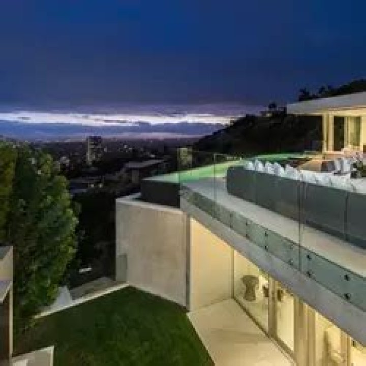 Winklevoss Twins Want To Rent You This Hollywood Mansion For $150k A MONTH