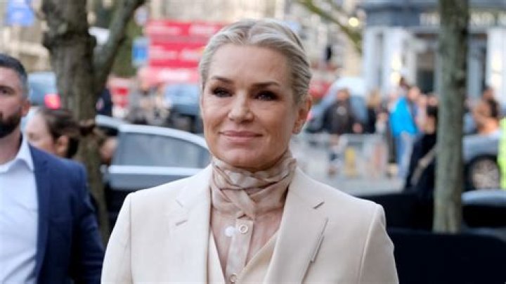 Yolanda Hadid Foster Net Worth