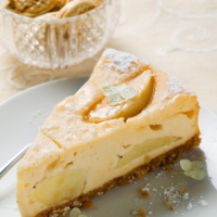 Apple cheesecake