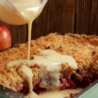 Peach and Strawberry Crumble